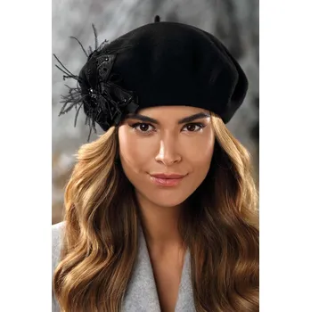 Čepice KRUMLOVANKA Zimní dámský baret s květem W-0759/018 černý