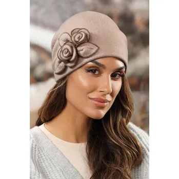 Čepice KRUMLOVANKA W-0603/283 béžová