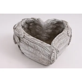 Obal na květináč Obal na květiny ve tvaru srdce s křídly