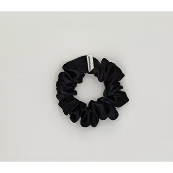 Saténová Scrunchie gumička černá S