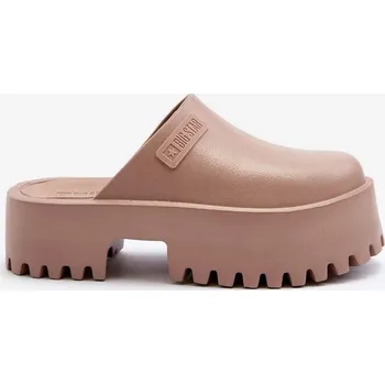 Dámská obuv Dámské pantofle na platformě Big Star -béžová Velikost: 40