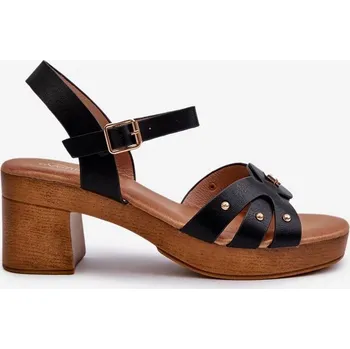 Dámské sandále Dámské sandály na vysokém podpatku vyrobené z eko kůže, černé Assames 40