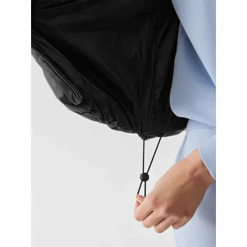 Dámský kabát Dámská péřová vesta s výplní ze syntetického peří 4F Velikost: XS