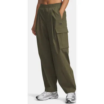 Dámské sportovní kalhoty Under Armour UA Unstoppable Rstop Cargo-GRN - Dámské Under Armour bílá | zelená 3443645