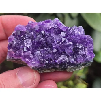 Přírodní kámen Ametyst drúza malá přírodní Uruguay (75g)