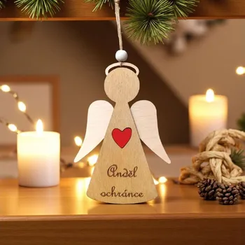 Dekorace z Řečice Dřevěný anděl Ochránce 15cm.