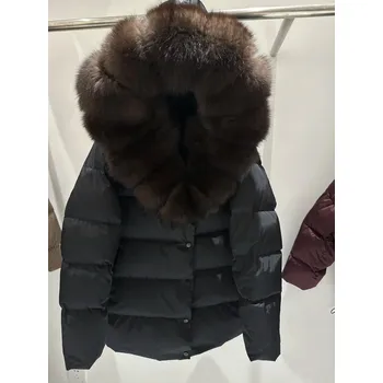 Dámská parka Krátká péřová bunda s pravou kožešinou a kapucí pro zimní období Barva: Černá, Velikost: S