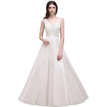 Dámské šaty Dlouhé tylové šaty s krajkovými aplikacemi a výstřihem do V pro slavnostní večery Barva: Krémová, Velikost: L