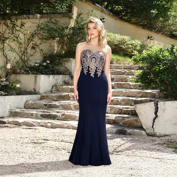 Dámské šaty Dlouhé šaty v mořském střihu s krajkovými aplikacemi a odhalenými zády Barva: Tmavě Modrá, Velikost: 3XL