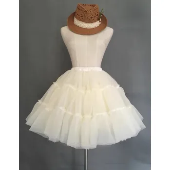 Dámská sukně Krátká spodní sukně s více vrstvami tylu pro svatební nebo retro styl Barva: Krémová