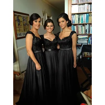 Dámské šaty Dlouhé šaty pro družičku s korálky a krajkovými detaily Barva: Černá, Velikost: 4XL