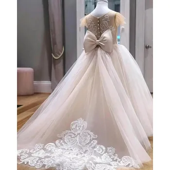 Dívčí šaty Dívčí tylové šaty s krajkou, mašlí a knoflíčky na zádech Barva: Barevná, Velikost: 4