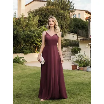 Dámské šaty Dlouhé šaty na ramínka s krajkovými detaily a otevřenými zády Barva: Bordová, Velikost: XS