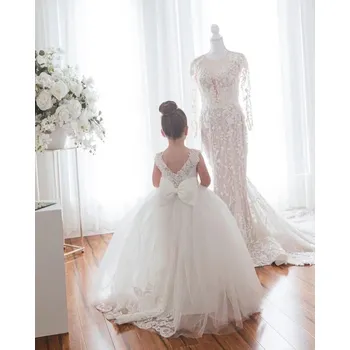 Dívčí šaty Dívčí tylové šaty s krajkou a dlouhou vlečkou pro slavnostní chvíle Barva: Krémová, Velikost: 3