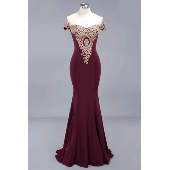 Dámské šaty Saténové večerní šaty s krajkovými detaily a otevřenými zády Barva: Bordová, Velikost: S