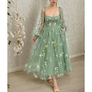 Dámské šaty Tylové vyšívané šaty se čtvercovým výstřihem a nabíranými rukávy pro formální akce Velikost: S, Barva (Varianta): Green 1