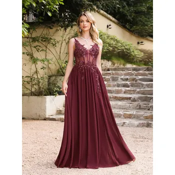 Dámské šaty Dlouhé šifonové šaty s ramínky a výstřihem do V pro večerní akce Barva: Bordová, Velikost: 3XL