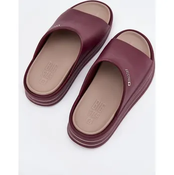 Dámské žabky Dámské pantofle na platformě Big Star – bordó Velikost: 38