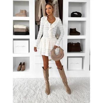 Dámské šaty Krémové volánkové šaty BRENOVA s dlouhým rukávem Velikost: M/L