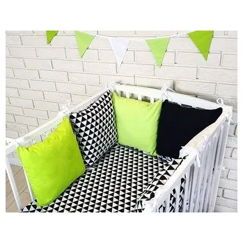 Dětský pokoj Baby Nellys Polštářkový mantinel s povlečením - trojúhelníčky, černá/zelená; černá; bavlna,hypoalergenní duté vlákno