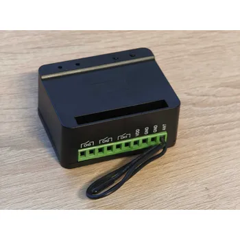 RC vybavení SGC02 - tříkanálový přijímač pro dálkové ovladače SM12G