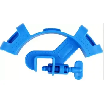 Svorka na filtrační hadici akvária