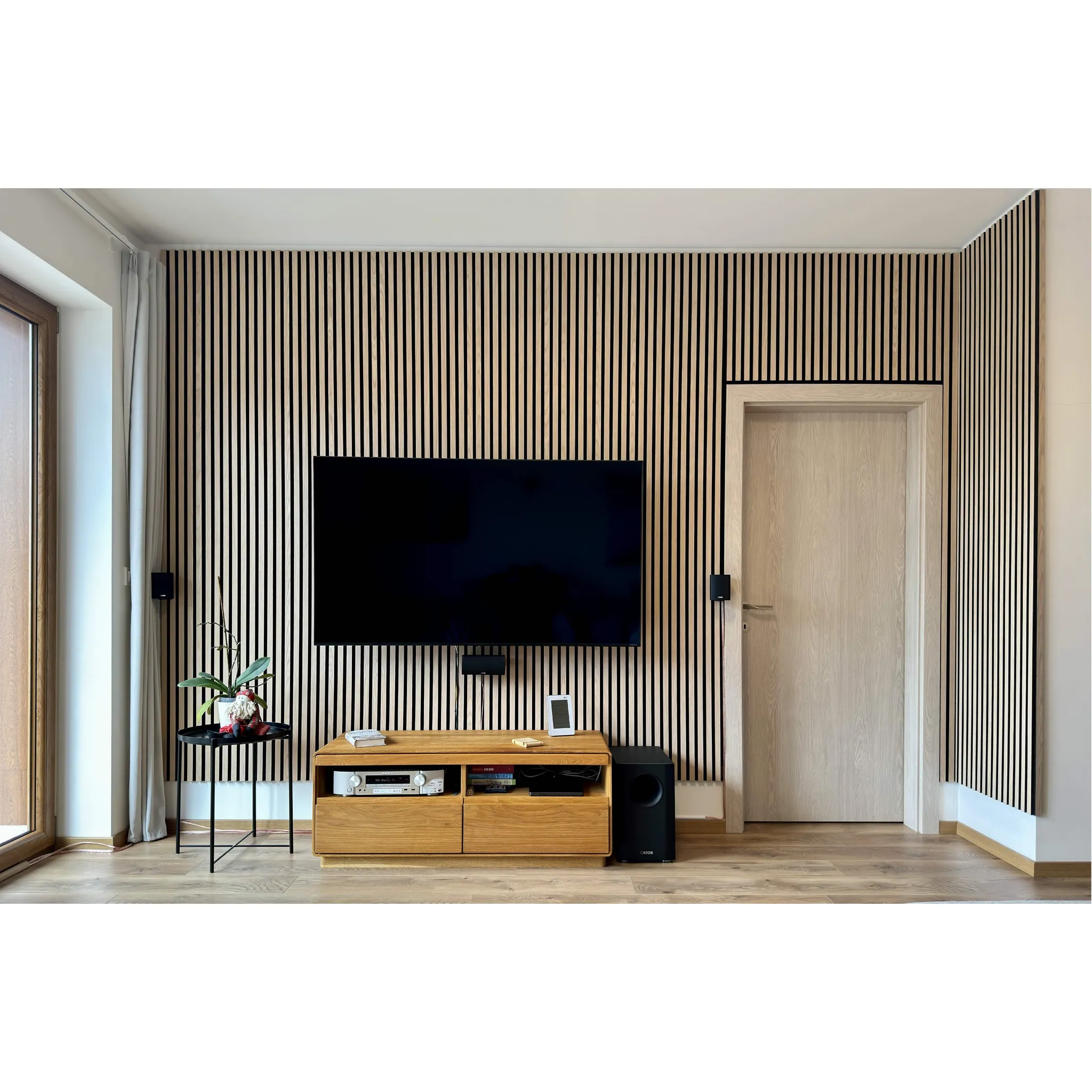 Fotografie 8 - Akustický panel ALFIstyle AK001-Long tmavý podklad 60,5 x 2,1 x 260 cm 1 ks