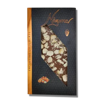 Cukrovinka Nizuma -Mléčná čokoláda 33,6% s makadamovými ořechy 145g