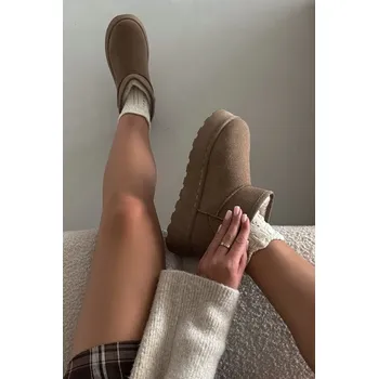 Dámská zimní obuv Dámské Sněhule Na Platformě Zateplené Kožíškem Khaki Vesirae Barva: Béžová, Velikost: 41