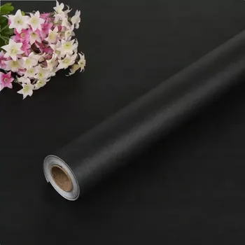 Úložný box Samolepící vinylová tapeta černá matná na stěnu a nábytek 60 cm x 10 m (6m²) (Tapeta je samolepící, takže není potřeba používat lepidlo, což znamená rychlou, čistou a příjemnou práci, kterou zvládnete sami bez nutnosti najímat montážní tým. Stačí odstrani