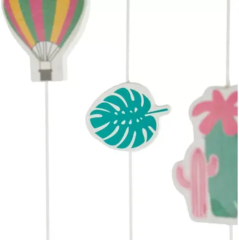 Dětský pokoj Bieco dřevěný závěsný mobil s motivem lamy