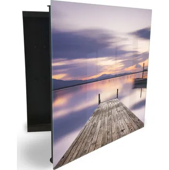 Skříňka na klíč Glasdekor skříňka na klíče - molo k jezeru se západem slunce Otevírání: Pravé, Barva skříňky: Bílá