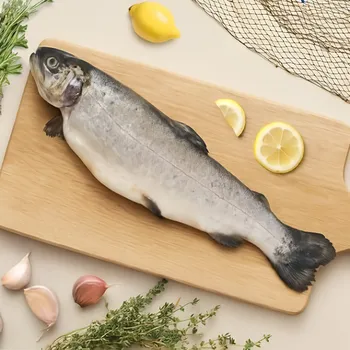 Rybářství Chlumec Pstruh lososovitý kuchaný s hlavou cca 270g