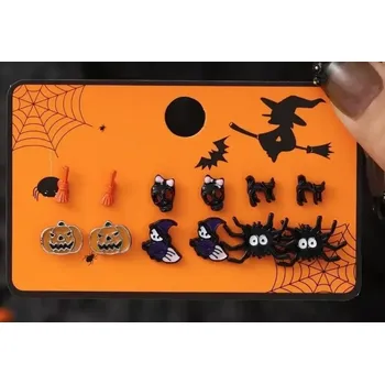 Náušnice  Halloweenské kouzlo v každém detailu – sada originálních náušnic
