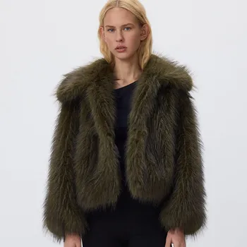 Dámský kabát Reserved - Umělý kožich s límcem - zelená - 689HD-87M - 689HD-87M-M