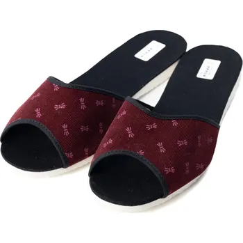 Dámské pantofle Dámské pantofle model 003-2 Velikost: 35