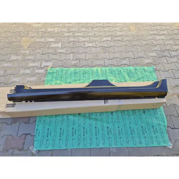 Prah karosérie Originální díl Škoda práh levý Škoda Fabia II (5J) hatchback 5J6809605D