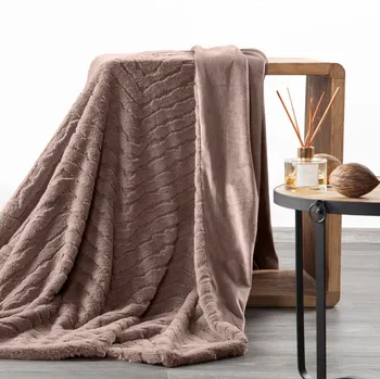 deka CHLUPATÁ DEKA KATE 150X200 CM TMAVĚBÉŽOVÁ