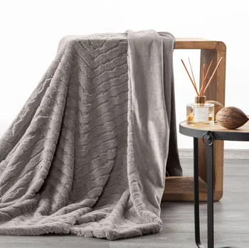 deka CHLUPATÁ DEKA KATE 150X200 CM STŘÍBRNÁ