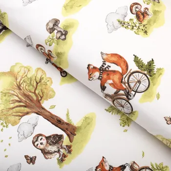 Dětská bavlněná látka/plátno Sandra SA-697 Lišky na kolách - zelené na bílém - šířka 160 cm