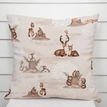 Povlak na dekorativní polštářek Dětský bavlněný povlak na polštář Sandra SA-698 Hnědá lesní zvířátka na béžovém 50 x 60 cm
