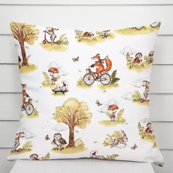 Povlak na dekorativní polštářek Dětský bavlněný povlak na polštář Sandra SA-697 Lišky na kolách - zelené na bílém 50 x 60 cm