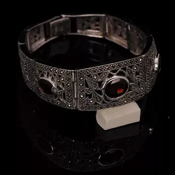 Náramek Stříbrný náramek s granáty a markazity Ag 31,4 g