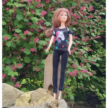 Barbie - oblečky pro panenku originální české - tričko s jednorožcem a černými kalhotami