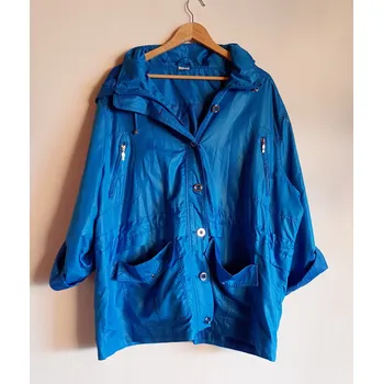 Dámská casual bunda Modrá šusťaková bunda