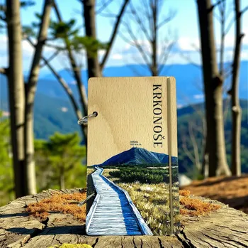 Zápisník art-wood.cz Dřevěný zápisník - KRKONOŠE - Sněžky