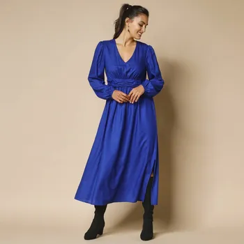 Dámské šaty Dlouhé jednobarevné šaty s originálním pasem modrá 38