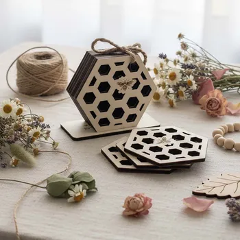 Podtácek Podtácek Včelka Varianta: 6 ks + stojan