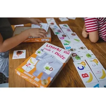 Desková hra Stolní hra Písmenka malá i velká – rodinné hry, stolní hry s písmeny, karetní hry s písmenky, kvíz pro předškoláky, hry rozvíjející myšlení Adamigo