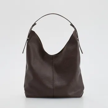 Kabelka Reserved - Kabelka hobo - tmavě hnědá - 672FC-89X - 672FC-89X-ONE